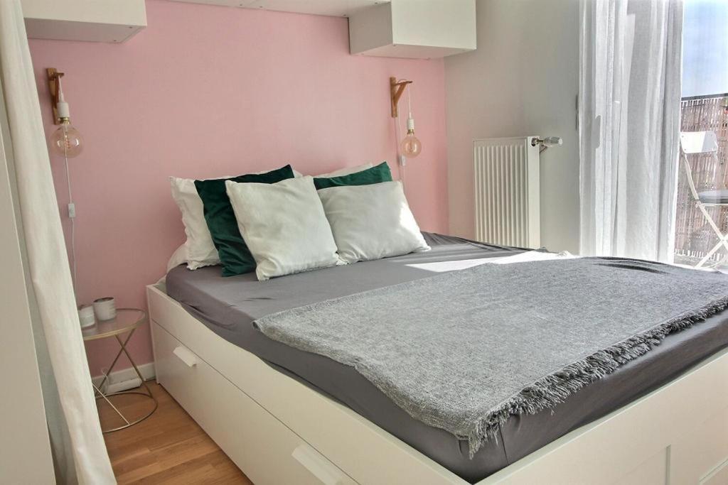 Le Toit Du Montvalerien Suresnes Apartman Kültér fotó