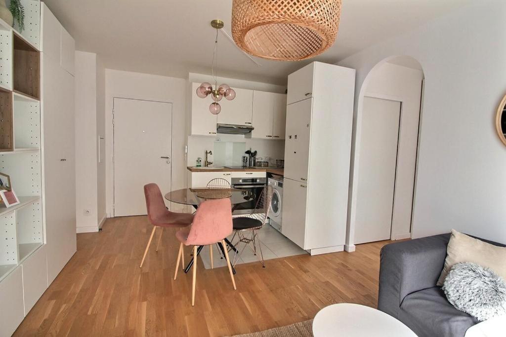 Le Toit Du Montvalerien Suresnes Apartman Kültér fotó