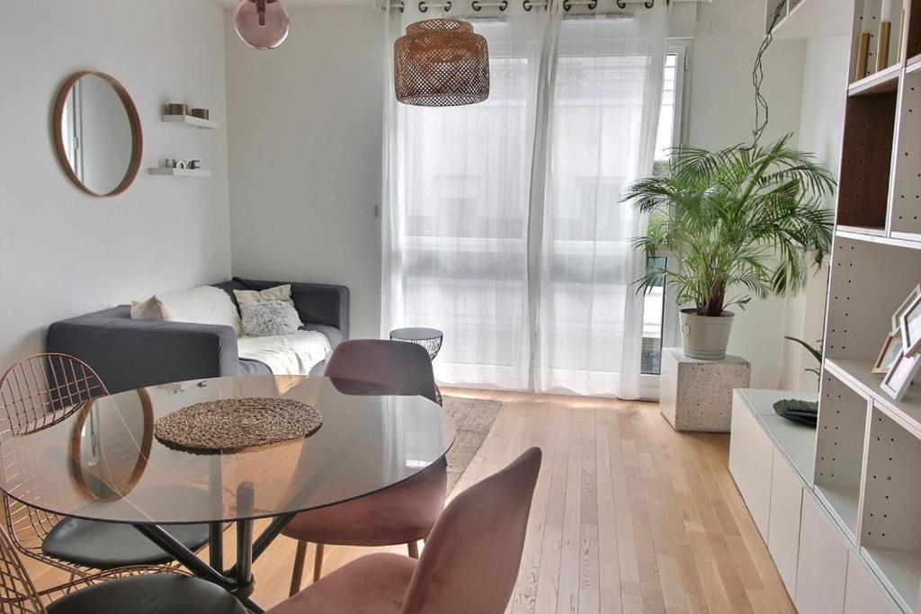 Le Toit Du Montvalerien Suresnes Apartman Kültér fotó