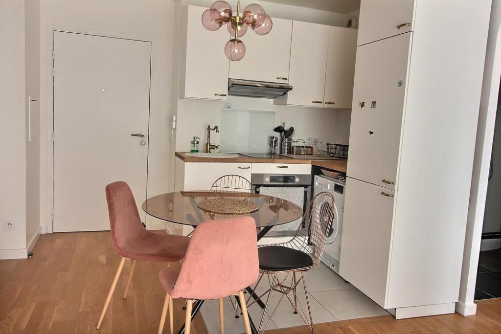 Le Toit Du Montvalerien Suresnes Apartman Kültér fotó